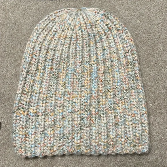 GAP Multi colour Toque - Picture 1 of 3
